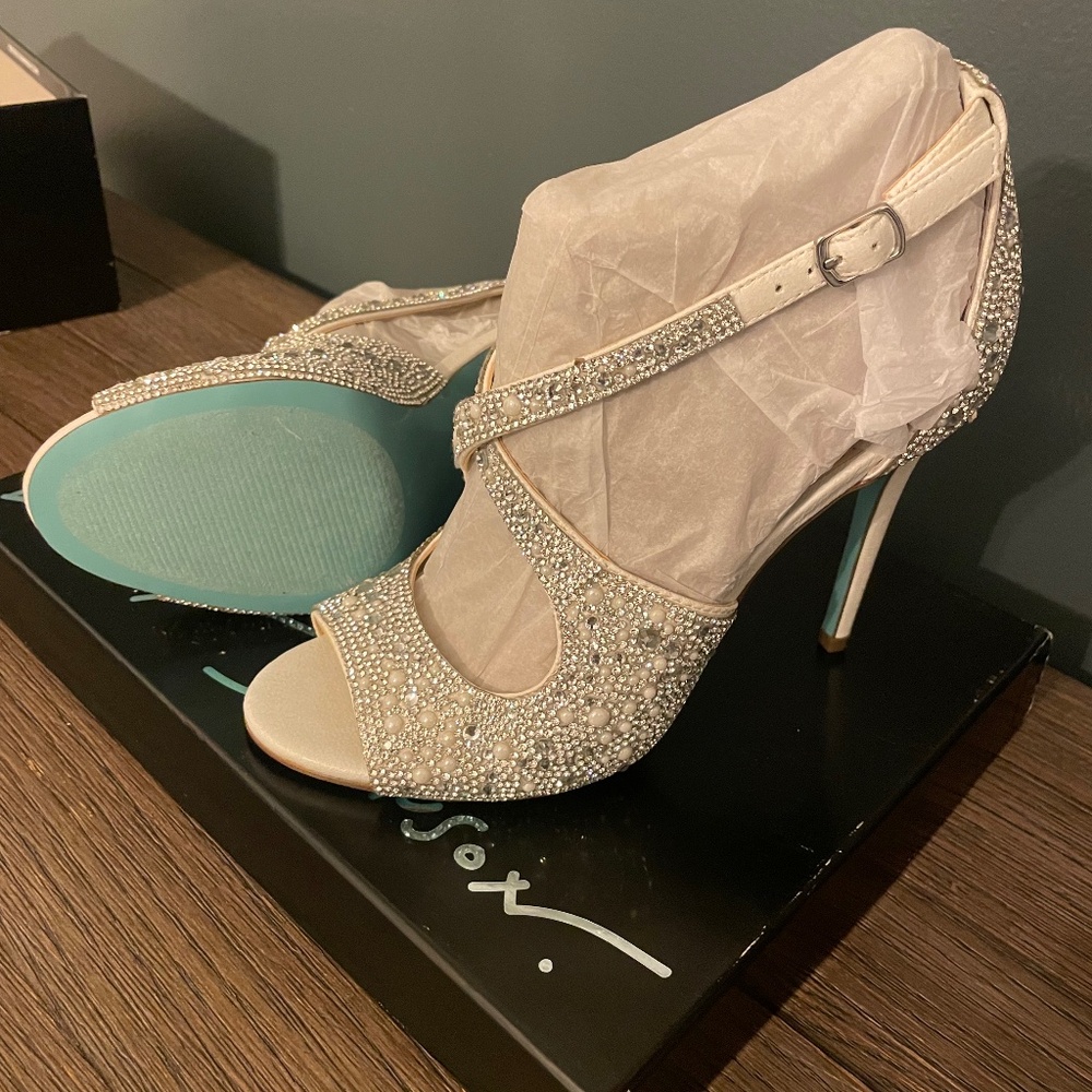 Betsey Johnson Blue Cross Heeled Dress Shoes